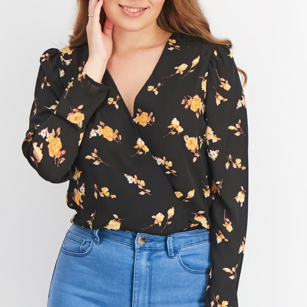 NWT Forever 21 Black Floral Bodysuit, Long Sleeve, V Neck, Size S